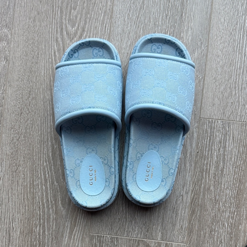 Gucci Clarice Platform Slides size 38